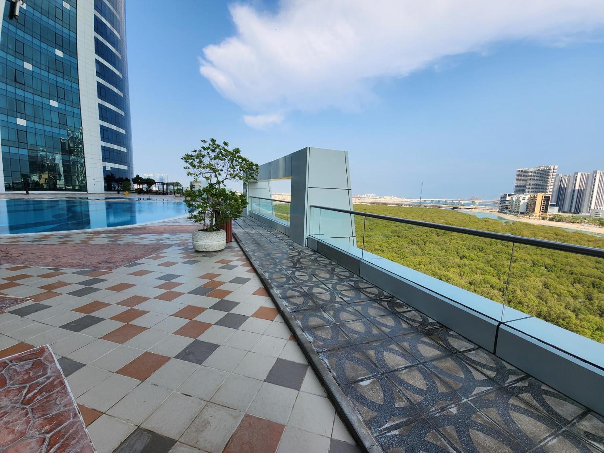 Harf4606 Huge Water Front 1br With 2 Sofa Beds In Alreem Island Abu Dhabi