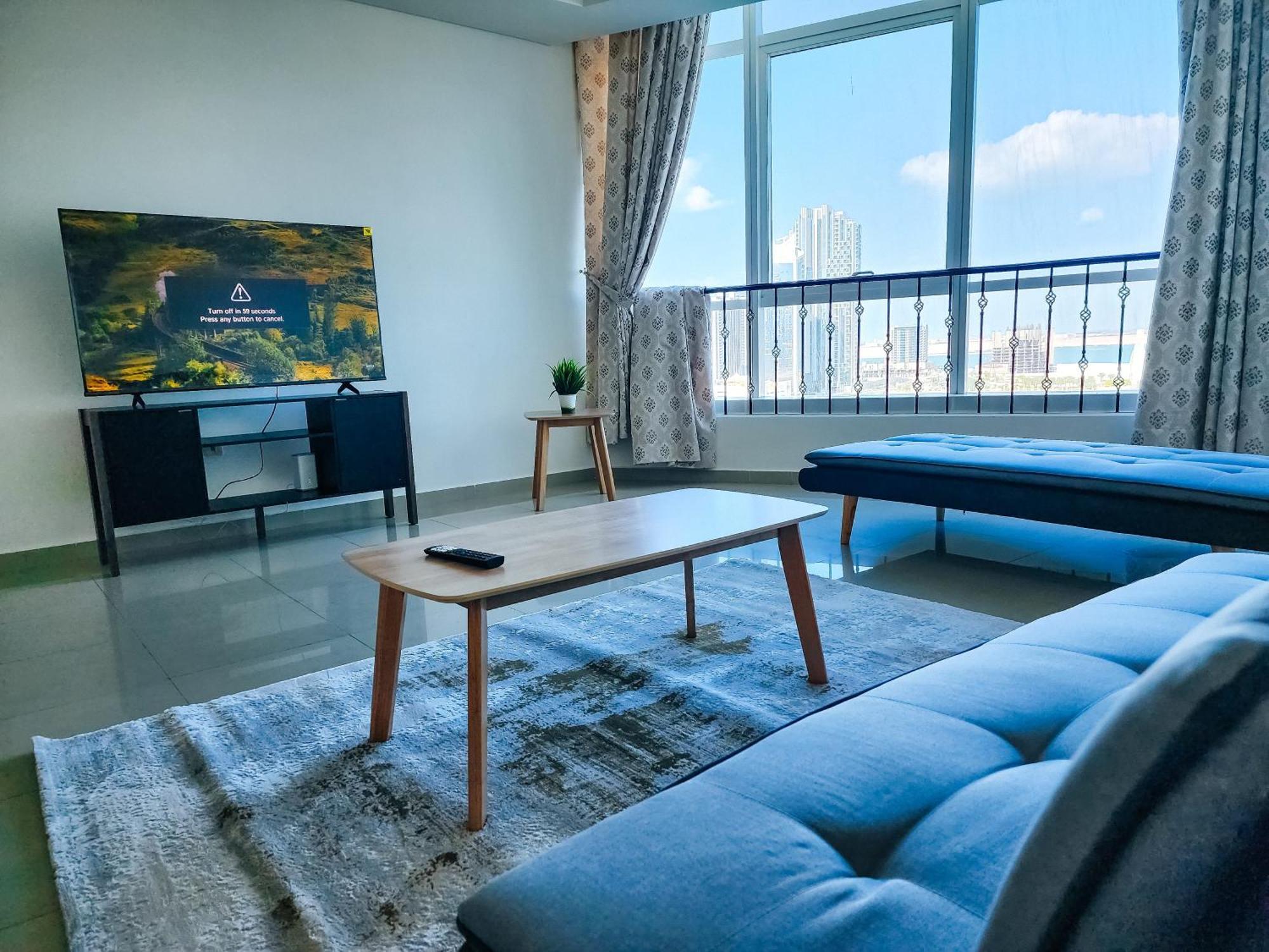 Apartment Harf4606 Huge Water Front 1br With 2 Sofa Beds In Alreem Island