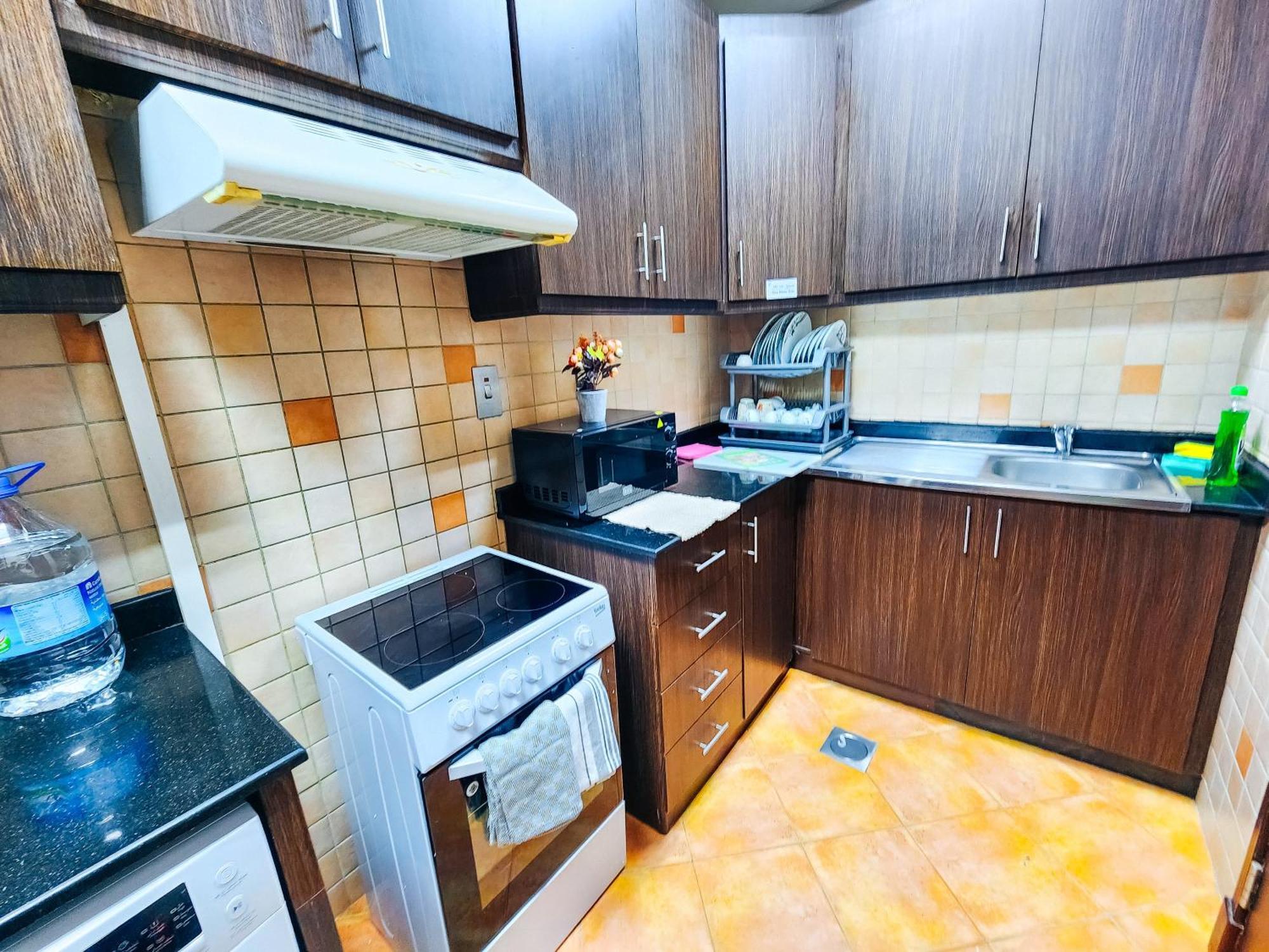 Apartment Harf4606 Huge Water Front 1br With 2 Sofa Beds In Alreem Island Abu Dhabi